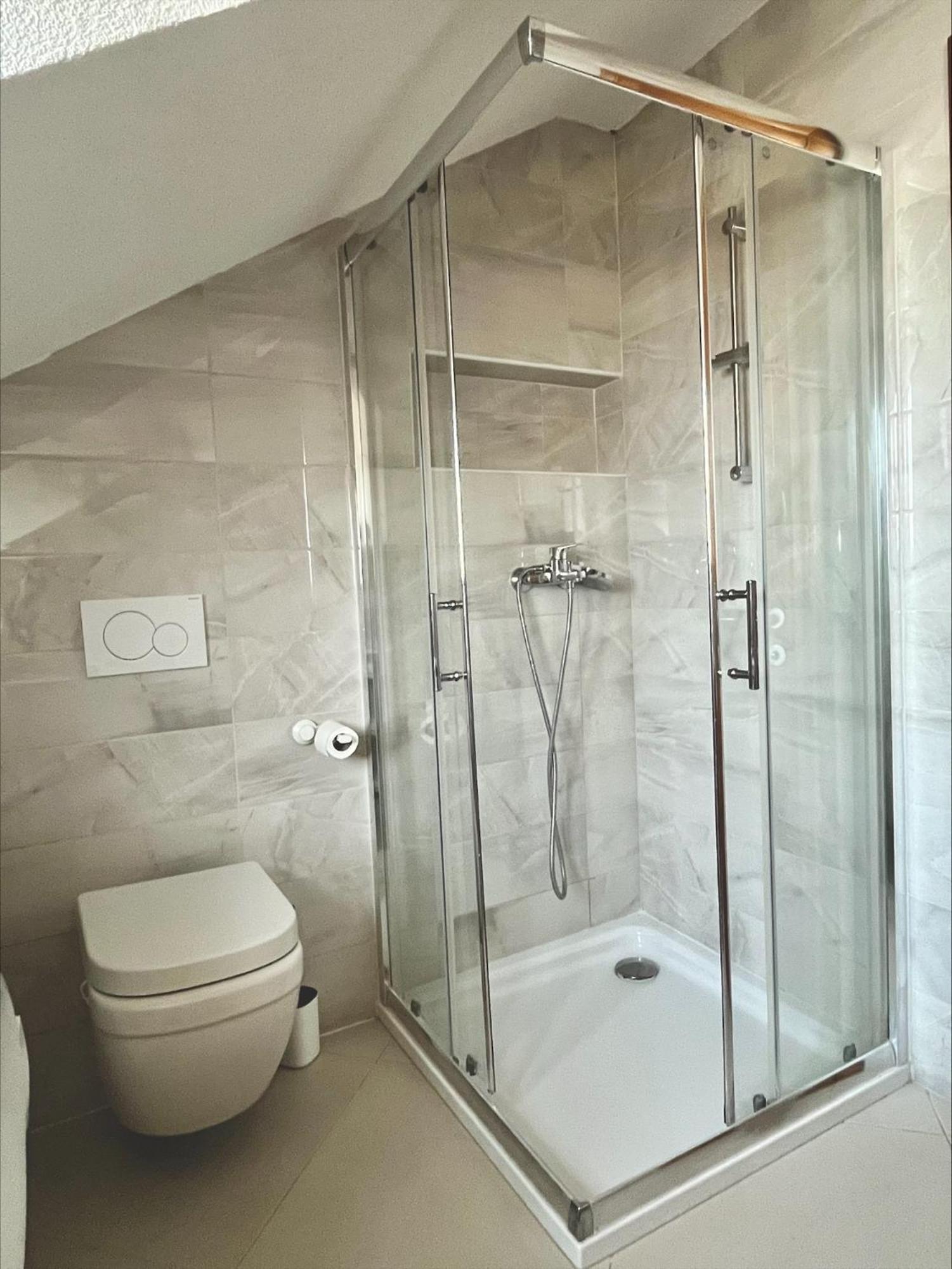 Emona Apartment *